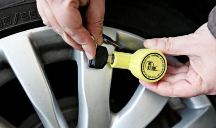 Diebstahlsicherung Harley LKW Anhänger Wohnwagen BMW Mercedes SL ML Ford Opel Po