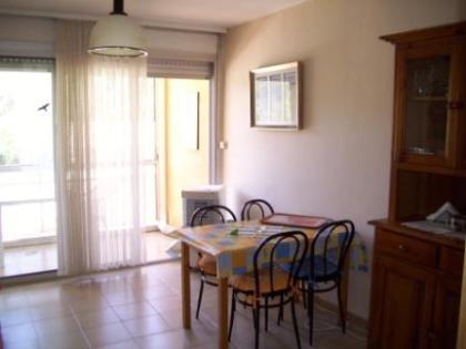 Calvi, Korsika: Studio Wohnung 50 Meter von Strand