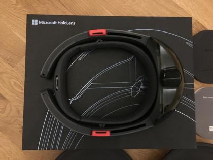 Microsoft HoloLens Development Edition Augmented Reality Headset