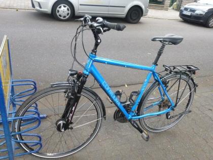 (112) 30 Gang 28 Zoll Rh 57 Gabel u Sattel gefedert