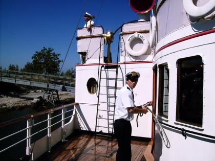 Maßgeschneiderte Touren Berlin und Brandenburg- Luft- Land- Wasser- Untergrund