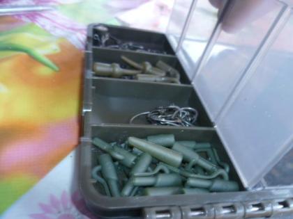 NGT Terminal tackle Box Karpfenangeln mit 180 Teile Nr. 1