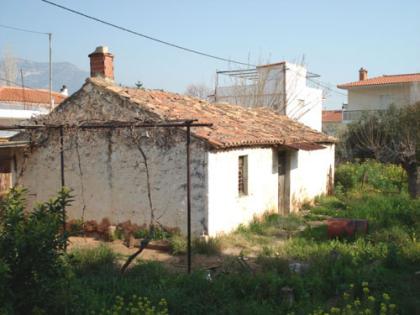 Altes sanierungsbedürftiges Natursteinhaus nahe Astros / Griechenland