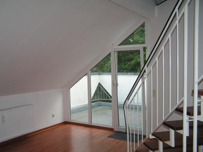 Gemütliche Dachgeschosswohnung auf 2 Wohnebenen am Waldrand