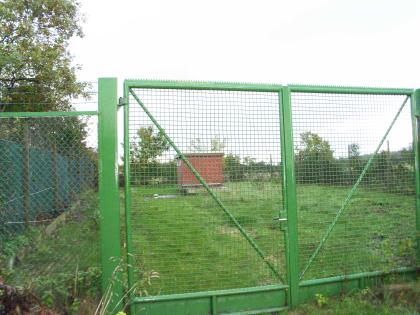 Voll nutzbares Brunnengrundstück zu verkaufen