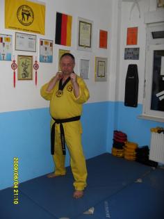 Esdo - Selbstverteidigung / Self - Defense Kickboxing / Fitnesstraining