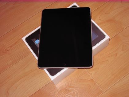 Apple iPad 32 GB Wifi / Absolut neuwertig    / Garantie   