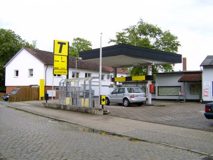 Tankstelle mit Werkstatt und Waschanlage zu verpachten