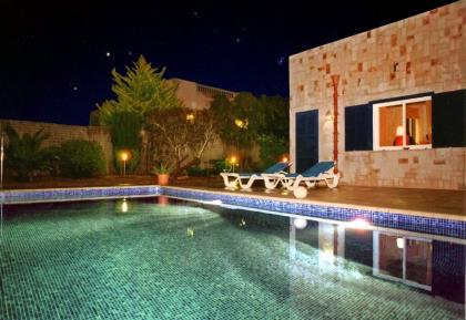 Gepflegtes, strandnahes Pool-Chalet, 07650 Santanyi, Mallorca