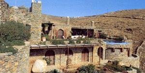 Villa aus Naturstein auf der Insel Kea / Griechenland