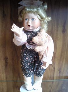 Porzellanpuppe Limited Edition 