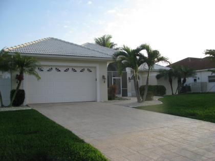 SW Cape Coral, Florida Traumhaus mit Schwimmbad an Kanal mit Meeranbindung