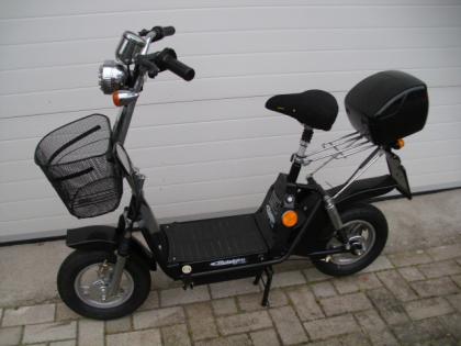 Elektroroller 450 Watt