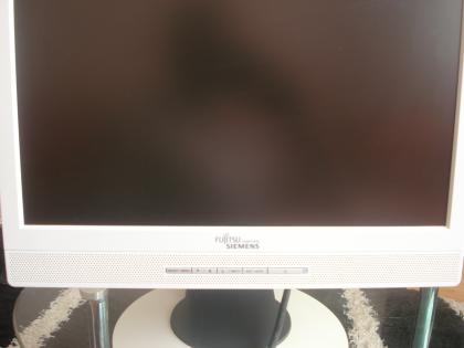 Fujitsu Siemens B17-2 TFT Monitor wie Neu 10 stück