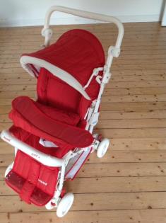 Kinderwagen neuwertig