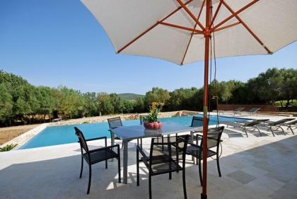 Mallorca moderne und komfortable Luxusfinca mit Pool ohne Chemie  