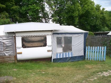 Edersee , Halbinsel Scheid , Campingplatz Seemannsheim erste Reihe