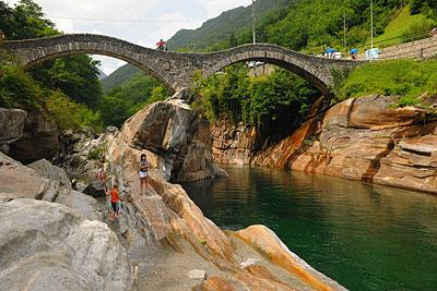 Schweiz - Tessin - FeWo - Ferienwohnungen - Ferienhäuser