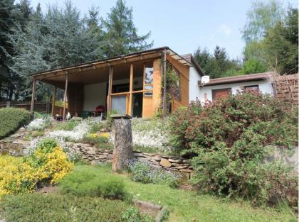 Biete idyllisches Gartengrundstück