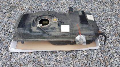 Tank Benzintank Kraftstofftank Mazda 121 DB Schlachtfest DB5042110B