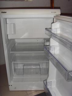Haier Kühlschrank, wie Neu !! 106 l mit 3 Sterne plus Kühlfach