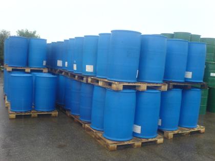 200 l Spundlochfässer aus Kunststoff
