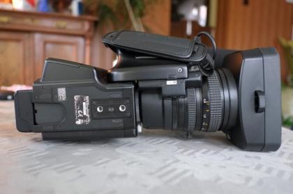 Biete Professionelle Videokamera Sony HVR Z7 E HD 1080i