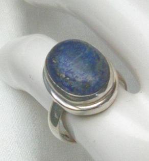 Ring, 925 silber mit gefassten Lapislazuli