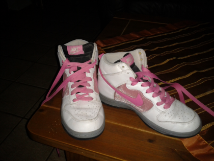 Nike Schuhe 2 Paar!!!! NIKE NIKE NIKE ZU VERKAUFEN!!!