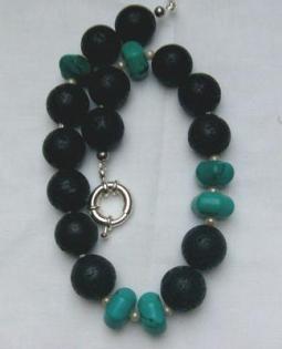 Edelsteinkette mit Lava, Türkis und Perlen