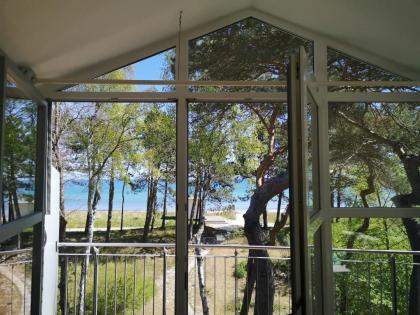 Rügen: Ferienwohnung direkt am Sandstrand der Ostsee, Meerblick, Sauna, 