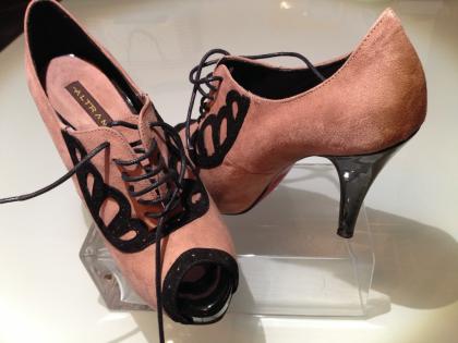 Sexy Italienische Pumps,  Stiefeletten mit Absatz, Plateau
