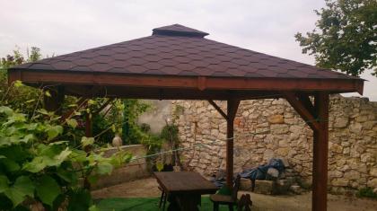 PERGOLEN GARTENHAUS GARTENLAUBE KLEBEDACH HOLZ BITUMENSCHINDELN LOMZA 3, 5x4, 5c
