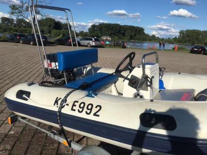 Schlauchboot mit GFK Festrumpf, zusammen mit Yamaha 30 PS Motor + Steinbacher Tr