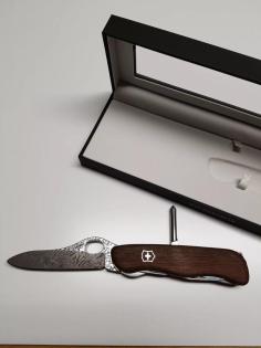 Victorinox Limited Damast Messer 2023 Sammlermesser Damascus