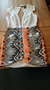 1 Kleid mit Glitzer Gr: S zu Verkaufen!