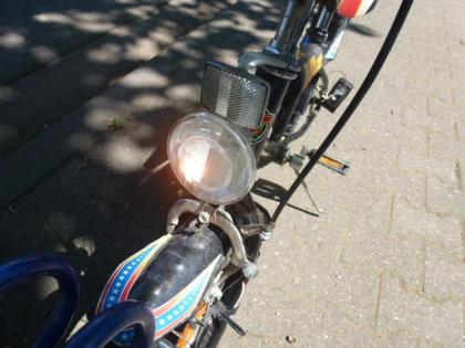 (98) BMX 16 Zoll neue Bereifung mit Beleuchtung