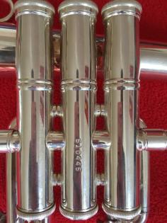 Flügelhorn Bach Stradivarius 183 G Versilbert