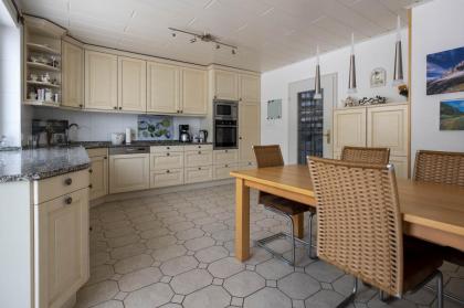 Ferienhaus Eifel / Vulkaneifel Preis f. 4 Pers. 1 Woche (6 Übermachtungen/ 7Tage