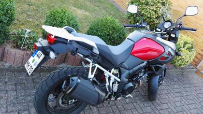 Susuki V-Strom 1000 ABS, neues Model, 1200km, EZ: 06/2021, VB: 9900