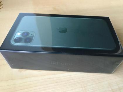 Apple iPHONE 11 PRO MAX 512 GB FACTORY SEALED Garantie ENTSPERRT Bundle BRAND NE