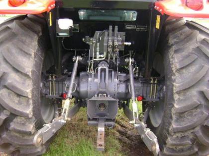 2010 Massey-Ferguson 2660
