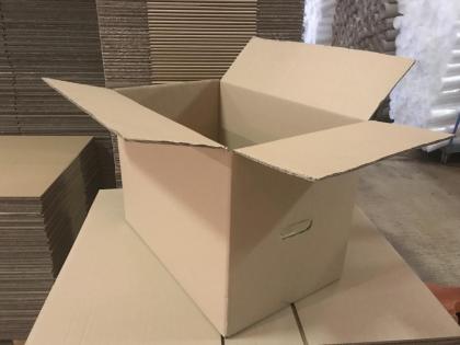 Umzugskartons 57cm x 35cm x 40cm, 48Liter, bis 45kg, Qualität Wellpappe 2 zu ver