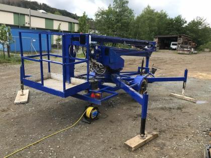 Hubsteiger Arbeitsbühne 14m