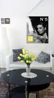 AUDREY HEPBURN Chanel No. 5. Souvenir, Geschenk, Rarität, Deko.