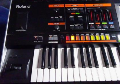 Roland Jupiter 80 V2 Synthesizer