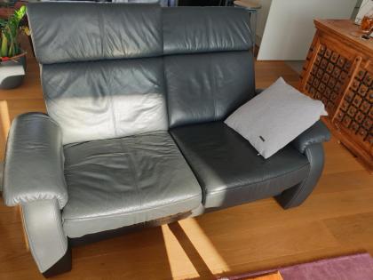Fernseher günstig abzugeben.