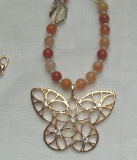 Edelsteinkette, Achatkette mit Butterfly