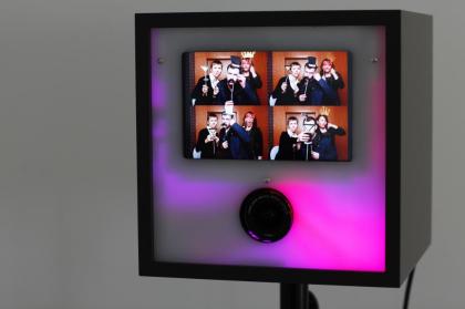 Vermiete Fotobox-Photobooth-Selfiebox in OWL - Silvester noch frei !