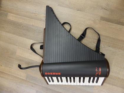 Hohner Claviola inkl. orig. Gurte + Tasche